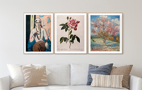 Wandbilder für Ihr Wohnzimmer. Solitäre Wohnzimmerbilder und reich geschmückte Bilderwände.