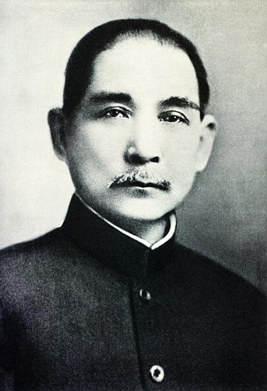 Portrait of Dr. Sun Yat-Sen (1866-1925) von Chinese Photographer