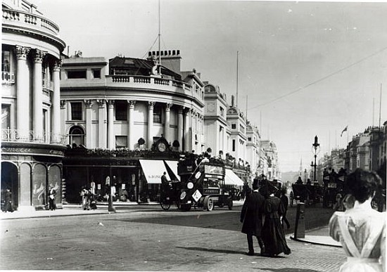 Regent Street, London, c.1900 von English Photographer