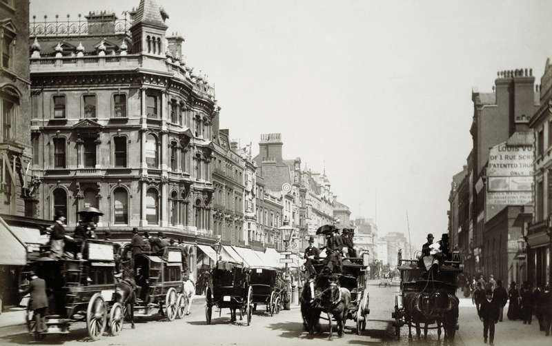 View down Oxford Street, London (b/w photo)  von English Photographer