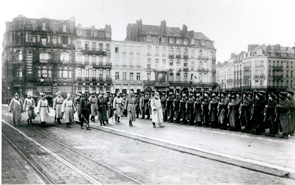 Kaiser Wilhelm II (1859-1941) and Ludwig III de Wittelsbach (1845-1921) passing in review a regiment von German Photographer