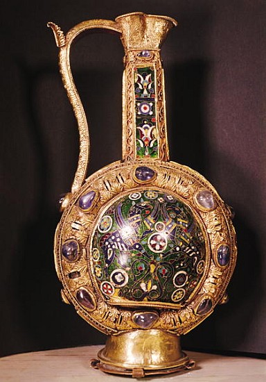 Water jug presented to Charlemagne (742-814) von Harun al-Rashid