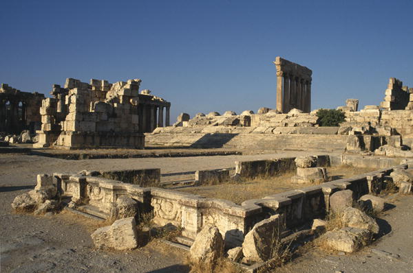 Sanctuary of Jupiter Heliopolitanus, The Great Court, High Imperial Period (27 BC-395 AD) (photo)  von Roman Imperial Period (27 BC-476 AD)