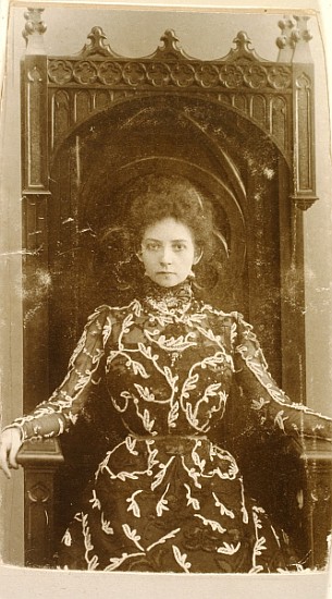 Portrait of the actress Vera Komissarzhevskaya von Russian Photographer