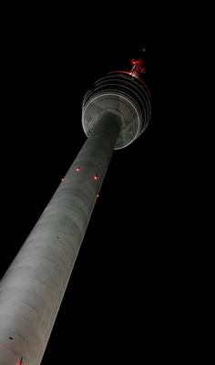 Stuttgarter Fernsehturm bei Nacht von Achim Schünemann