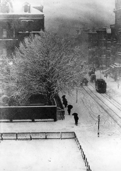 Straßenbild im Winter von Alfred Stieglitz