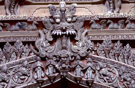 Carved tympanumTirumalai Nayak Palace von Anonymous