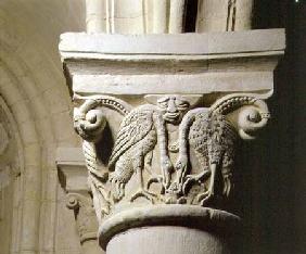 Column capital bearing symmetrically arranged storksfrom the hemicycle choir early 12th