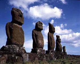 Monolithic Statues on Ahu Vai Uri (photo)