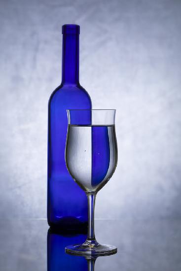 Blaues Glas