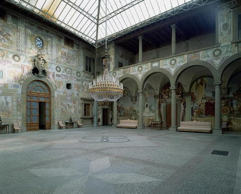 Internal courtyard, (photo) von Bernardo Buontalenti