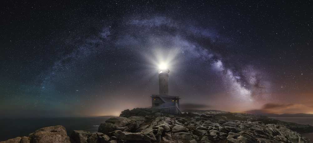 Lighthouse and Milky Way von Carlos F. Turienzo