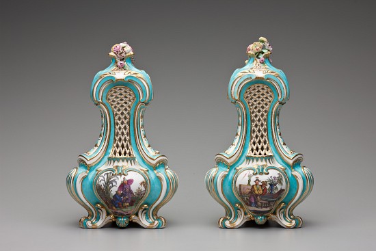 Pair of Triangular Pot-pourri Vases von Charles Nicolas Dodin