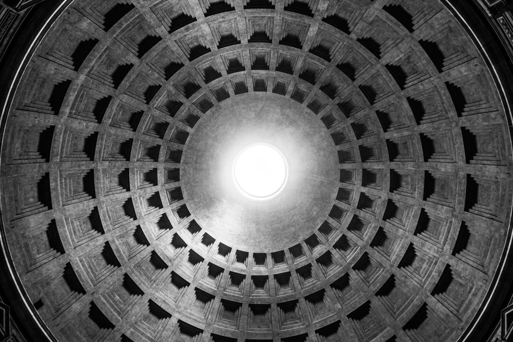 Pantheon von Daniel Courtney