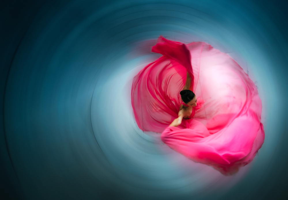 Rosa Ballerina von Dekel Abu