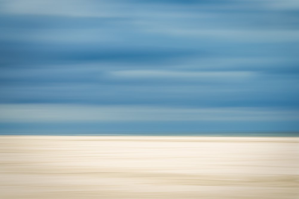 Sand und Wolken von Dieter Reichelt