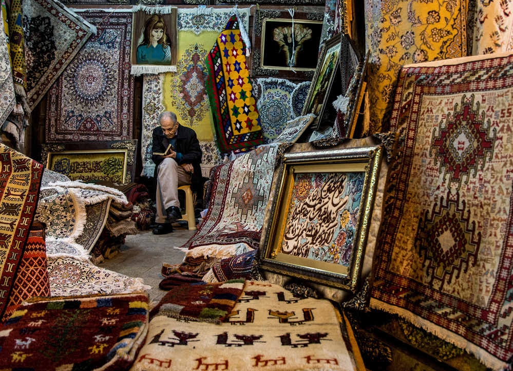 Teppichgeschäft in Kerman,Iran von Dragan Tapshanov