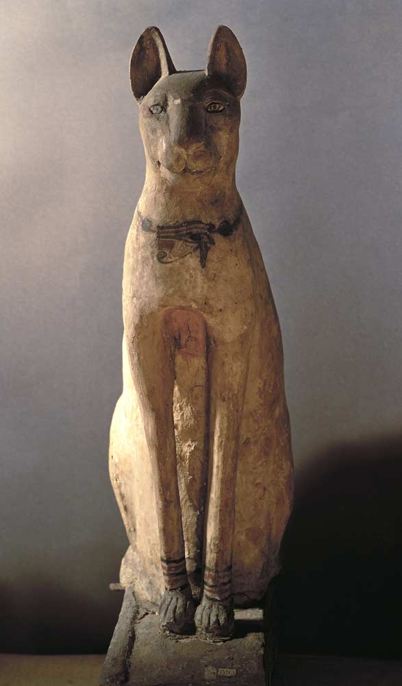 Coffin of a cat protected by the goddess Bastet von Egyptian