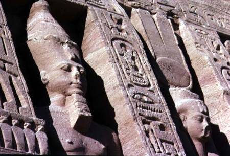 Heads of Ramesses II (1279-1213) and Hathor/Nefertari on the Facade of the Temple of Queen Nefertari von Egyptian