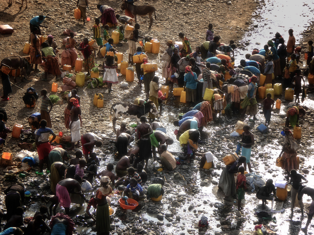 Das ist alles was wir brauchen: Wasser! Südäthiopien (2) von Elena Molina