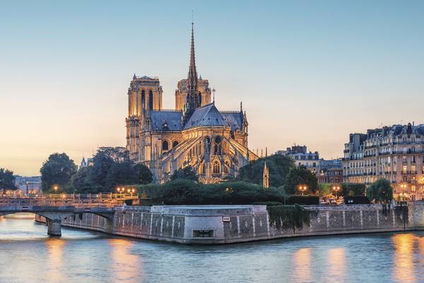 Notre-Dame Cathedral von Emmanuel Charlat
