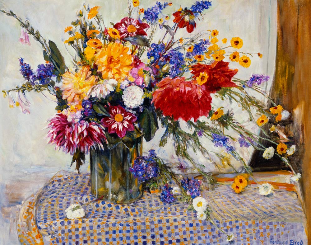 Rittersporn, Rosen, Pfingstrosen, Dahlien und andere Blumen in einer Vase. von Ferdinand Brod