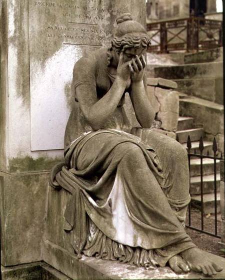 Figure of Grief from the tomb of Pierre Gareau (d.1815) von Francois Dominique Aime Milhomme