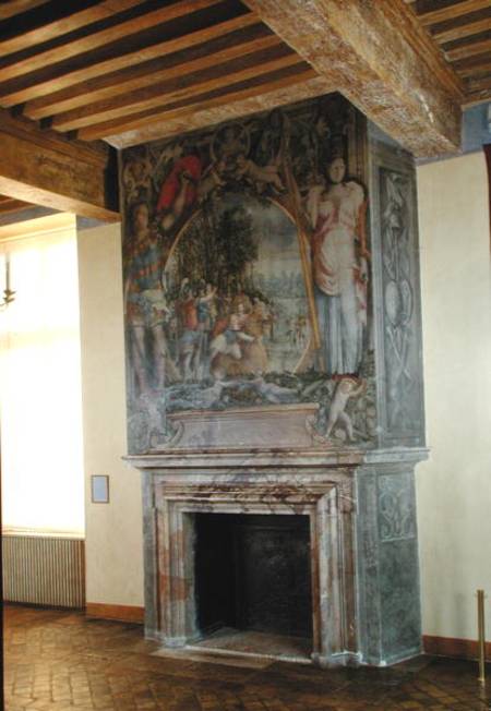 Fireplace in the Chambre du Roi (photo) von French School