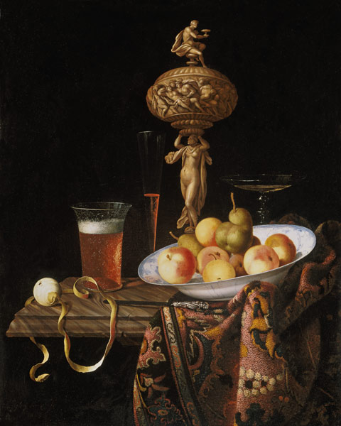 Obstschale, Bier- und Weinglas, sowie Elfenbeinstatuette als Gefäss. von Georg Hinz