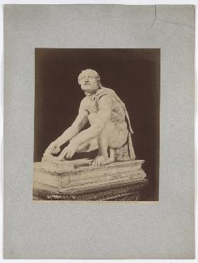 Firenze: Galleria Uffizi, LArrotino o la Spia, superba statua trovata a Roma, No. 3152