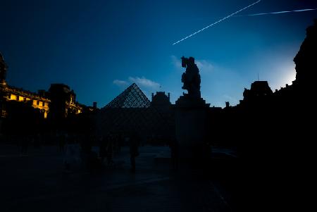 Shadows of the Louvre 2020
