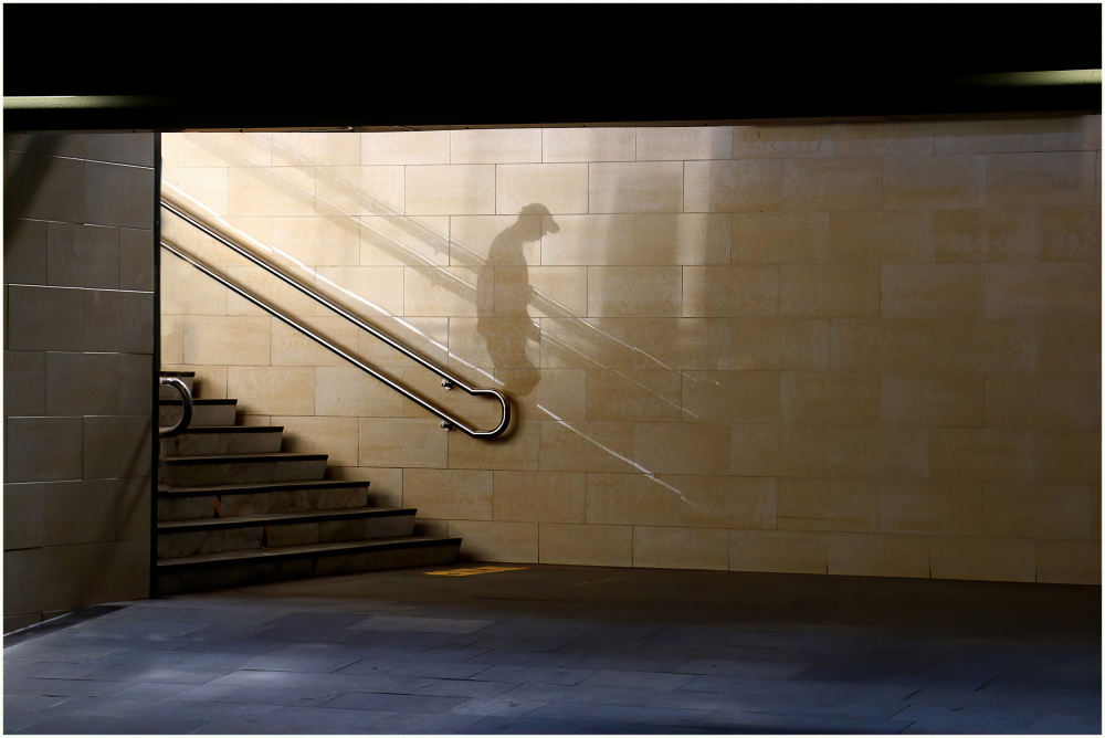 Schatten an der Wand von Henk Langerak