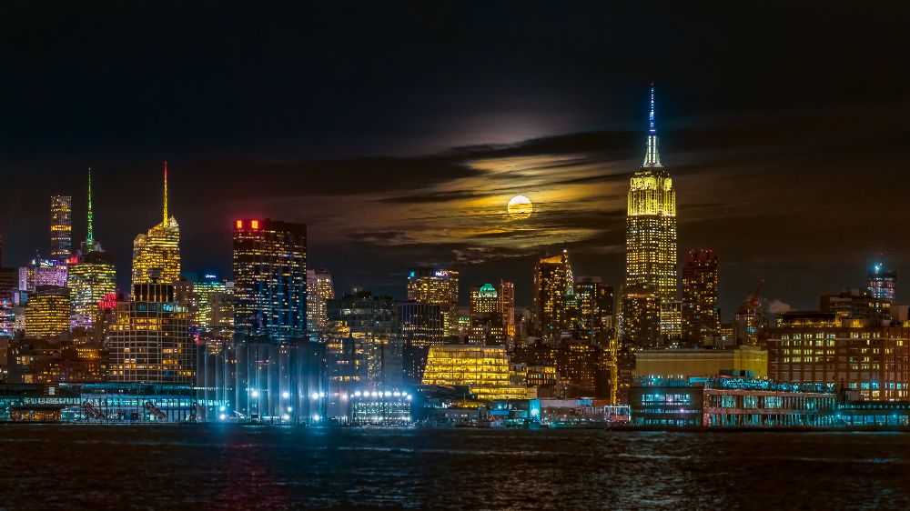 Super Blue Moon 2018, New York City von Hua Zhu