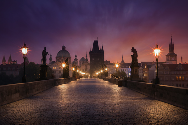 Karlsbrücke  Prag von Inigo Cia