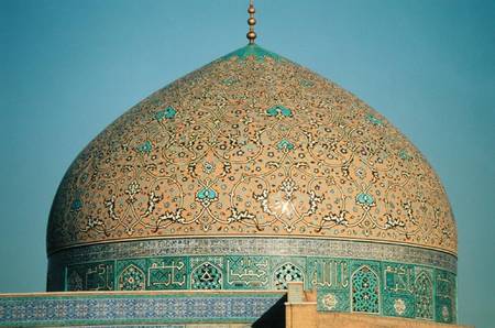 The dome of the Masjid-i-Sheikh Lutfallah von Islamic School