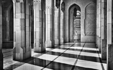 Schatten in der Moschee