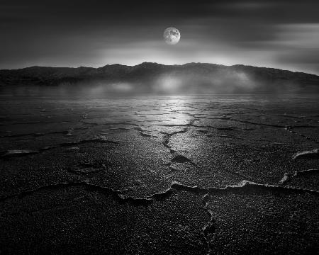 Mondaufgang im Death Valley
