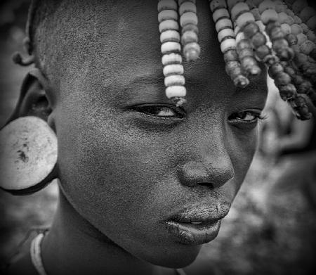 Mursi-Mädchen (Omo-Tal-Äthiopien)