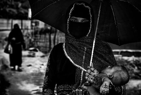 Rohingya-Flüchtlingsmutter und ihr Kind.