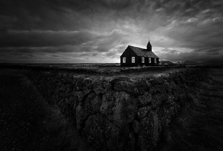 Island Schwarze Kirche