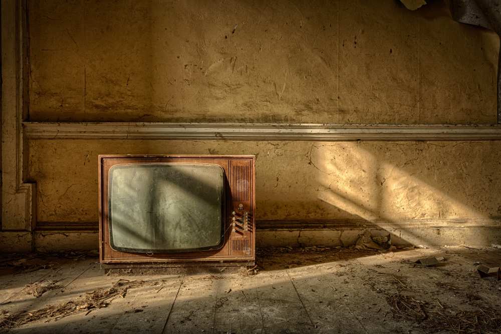 The Old TV von Lawrence Wheeler