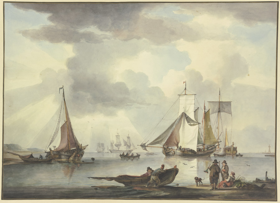 Viele Schiffe, rechts am Strand eine Frau und zwei Männer, von denen einer ein Sprachrohr in der Han von Leendert de Koningh