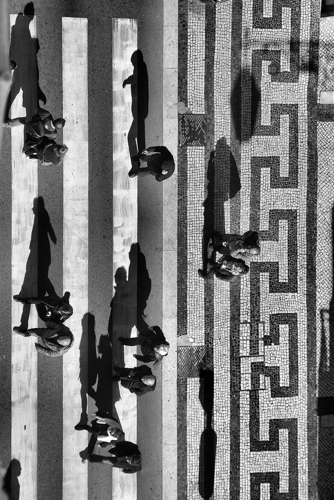 Schatten kreuzen von Luis Câmara