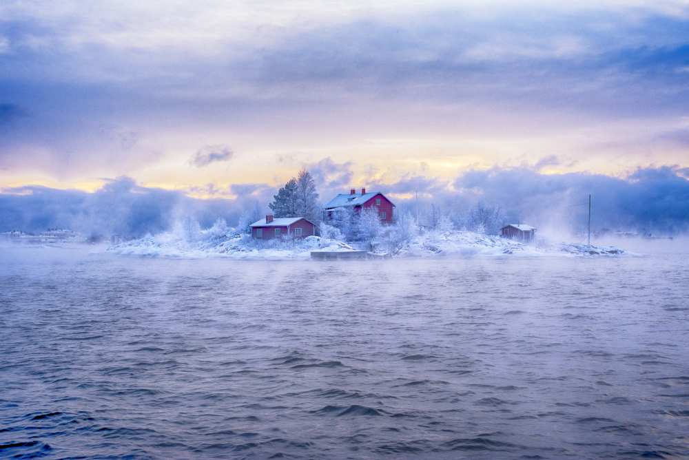 Suomenlinna Island and the fog von marcobesso