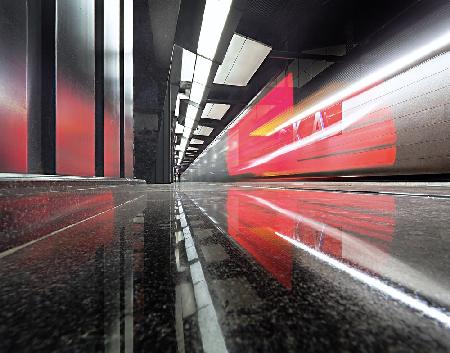 Moskauer Metro - Roter Drache