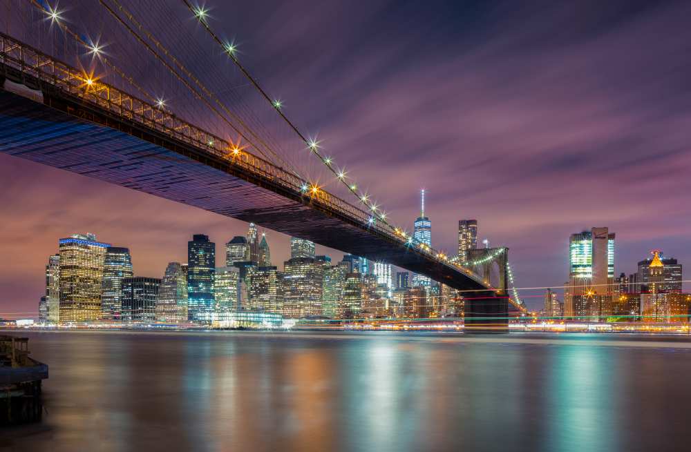 Brooklyn Bridge at Night von Michael Zheng