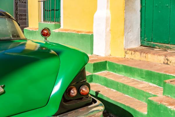 Green Oldtimer in Trinidad, Cuba, Kuba von Miro May