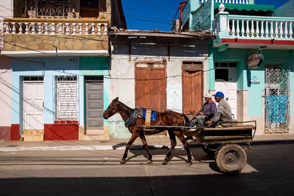 Horse-drawn carriage in Trinidad, Cuba, Kuba von Miro May