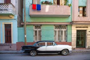 Date in Havanna, Cuba 2020