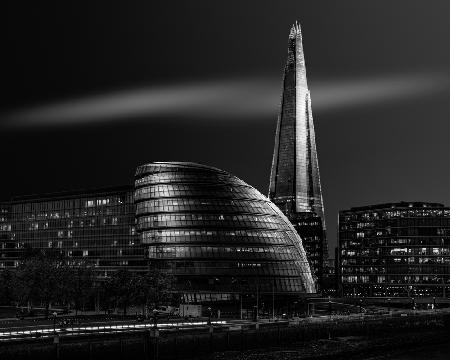 Londoner Rathaus und The Shard